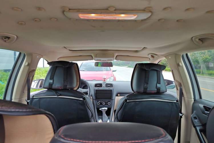 Used Volkswagen Golf 2011 1.4 TSI Automatic Comfort Model Headliner