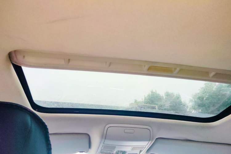 Used Volkswagen Golf 2011 1.4 TSI Manual Comfort Edition Headliner