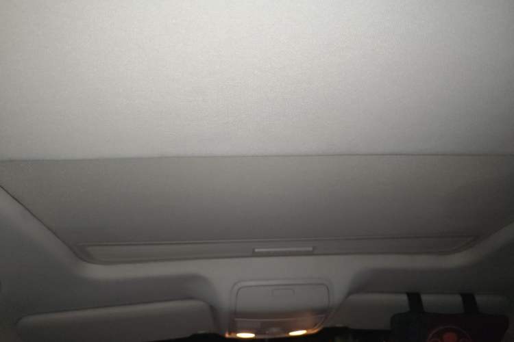 Used Volkswagen Golf 2011 1.4TSI Cross Golf Headliner