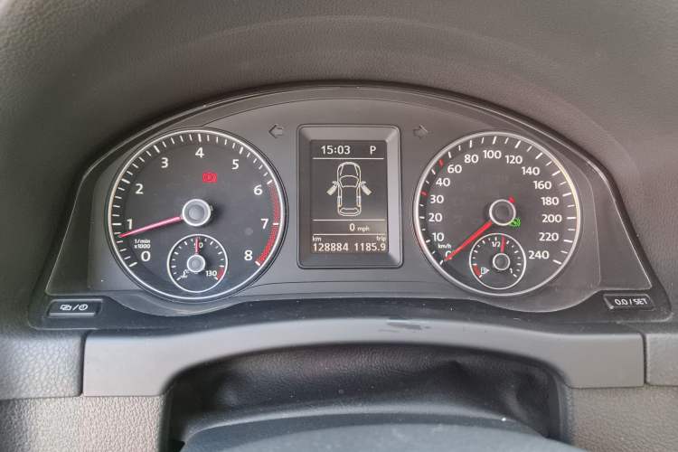 Used Volkswagen Golf 2011 1.4TSI Cross Golf Instrument Cluster