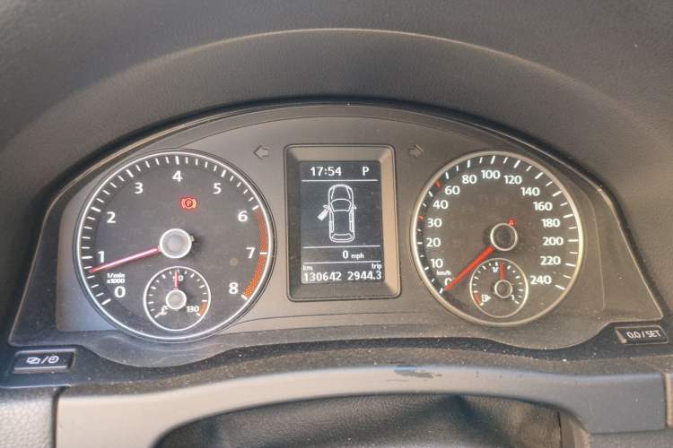 Used Volkswagen Golf 2011 1.4TSI Cross Golf Instrument Cluster