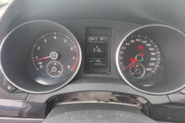Used Volkswagen Golf 2011 1.4 TSI Automatic Comfort Model Instrument Cluster