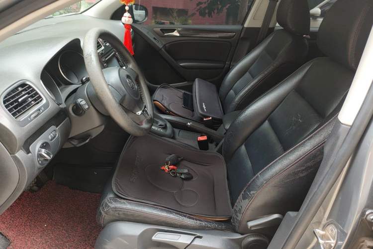 Used Volkswagen Golf 2011 1.4 TSI Automatic Comfort Model Left Front Seat