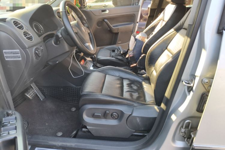 Used Volkswagen Golf 2011 1.4TSI Cross Golf Left Front Seat