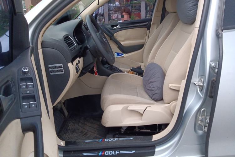 Used Volkswagen Golf 2011 1.6L Automatic Comfort Model Left Front Seat