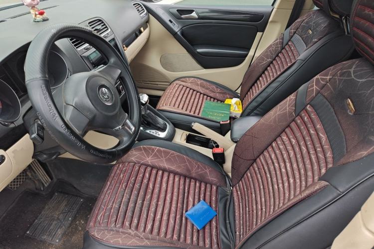 Used Volkswagen Golf 2011 1.4 TSI Automatic Comfort Model Left Front Seat