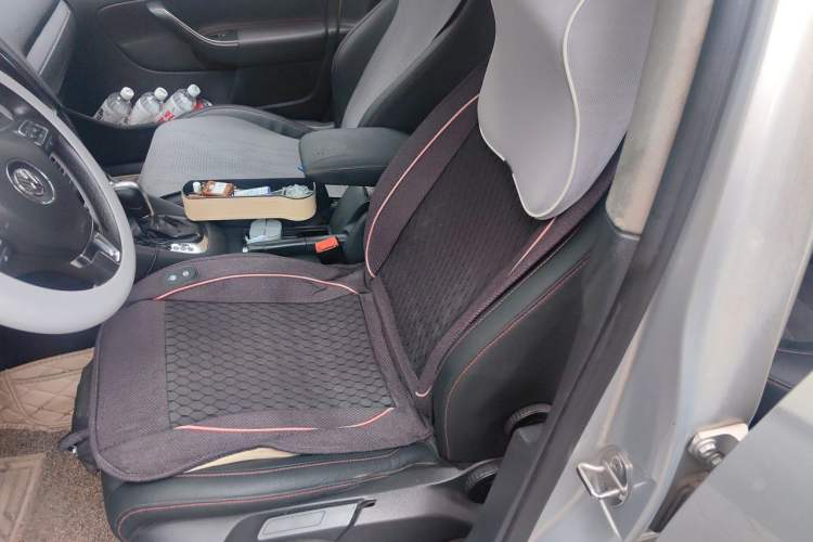 Used Volkswagen Golf 2011 1.4 TSI Comfort Travel Edition Left Front Seat