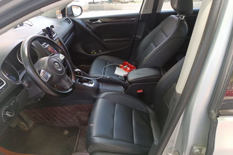 Used Volkswagen Golf 2011 1.4 TSI Automatic Comfort Model Left Front Seat