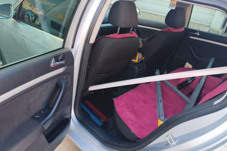 Used Volkswagen Golf 2011 1.4 TSI Comfort Travel Edition Left Rear Seat