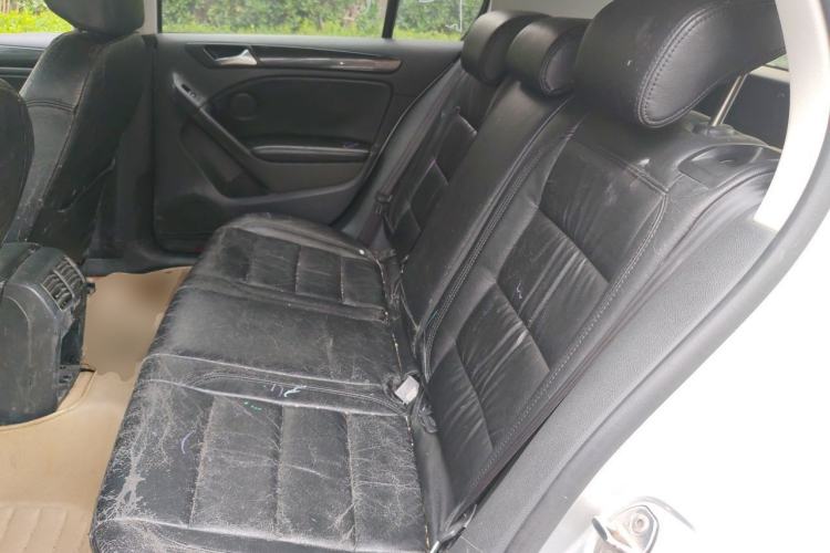 Used Volkswagen Golf 2011 1.4 TSI Automatic Comfort Model Left Rear Seat