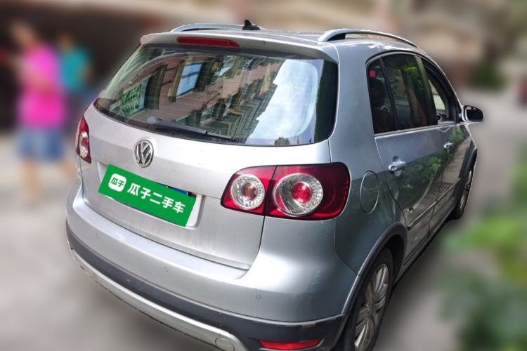 Used Volkswagen Golf 2011 1.4TSI Cross Golf Rear Right 45 Deg