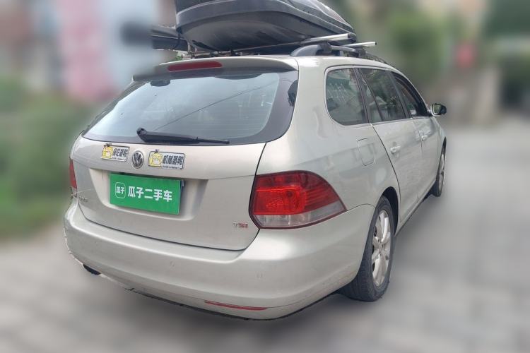 Used Volkswagen Golf 2011 1.4 TSI Comfort Travel Edition Rear Right 45 Deg