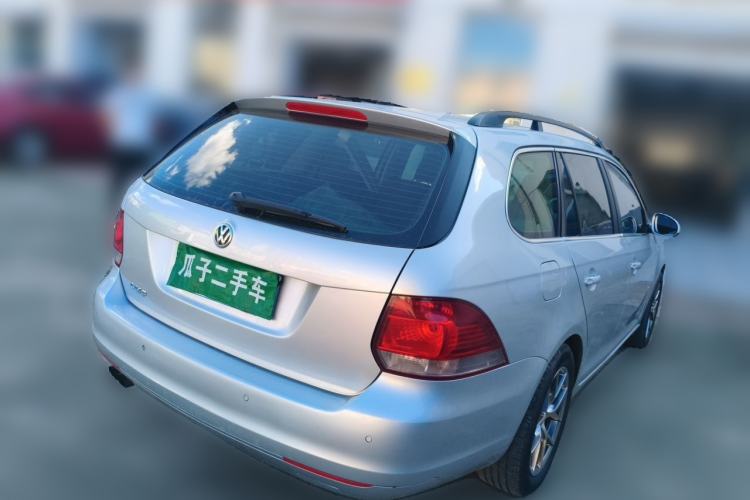 Used Volkswagen Golf 2011 1.4 TSI Comfort Travel Edition Rear Right 45 Deg