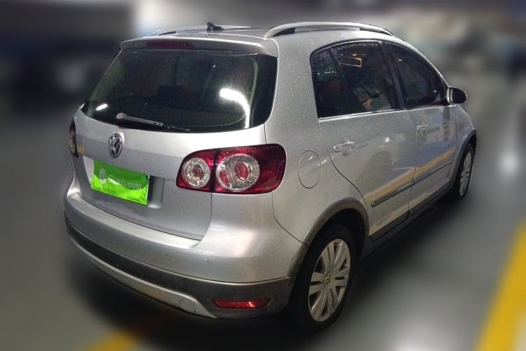 Used Volkswagen Golf 2011 1.4TSI Cross Golf Rear Right 45 Deg