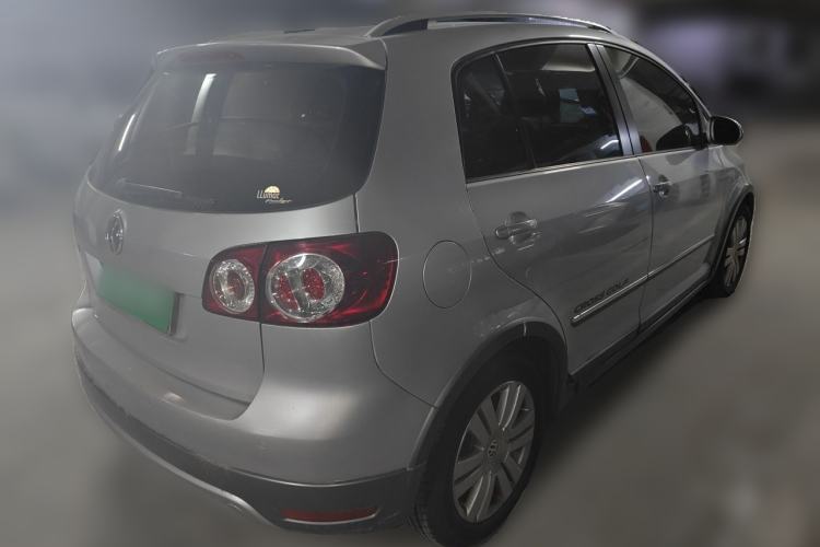 Used Volkswagen Golf 2011 1.4TSI Cross Golf Rear Right 45 Deg