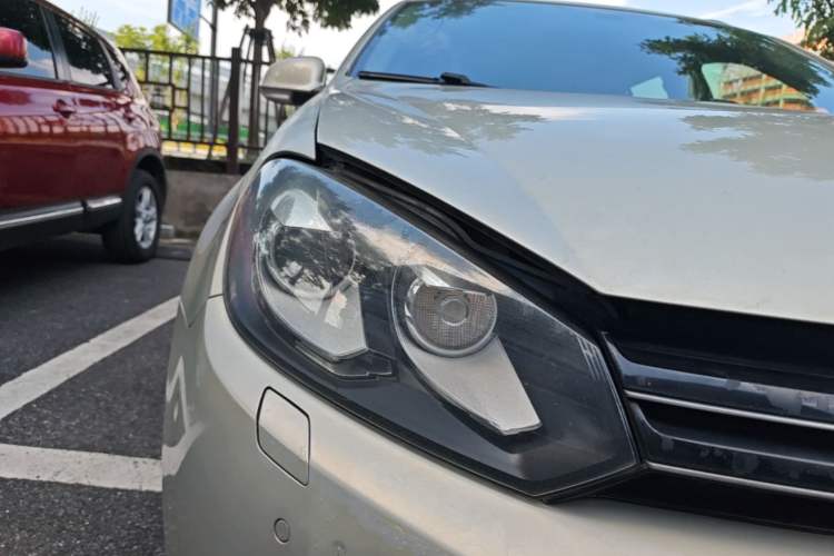 Used Volkswagen Golf 2011 1.4 TSI Luxury Touring Edition Right Front Headlight