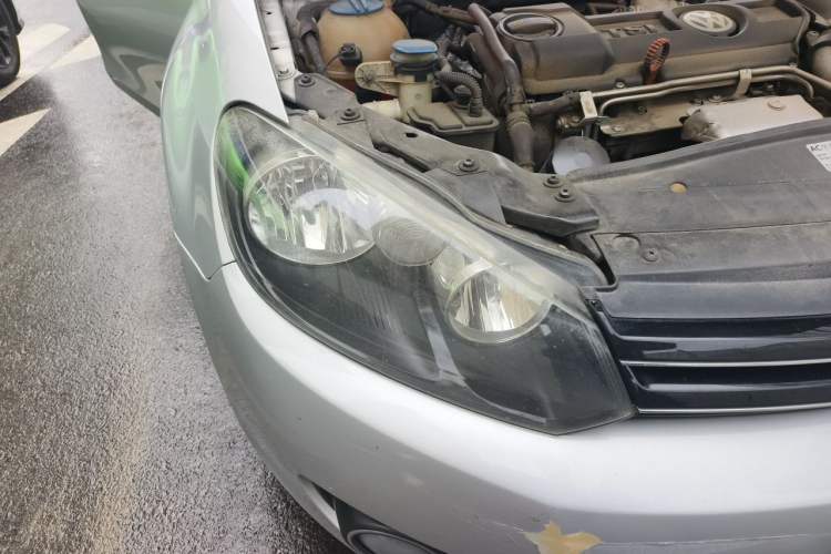 Used Volkswagen Golf 2011 1.4 TSI Automatic Comfort Model Right Front Headlight
