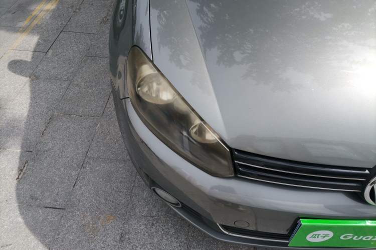 Used Volkswagen Golf 2011 1.4 TSI Automatic Luxury Edition Right Front Headlight