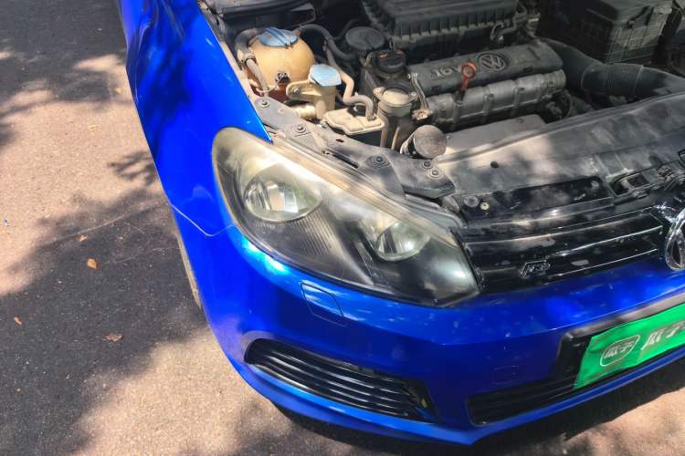 Used Volkswagen Golf 2011 1.6 Manual Fashion Edition Right Front Headlight