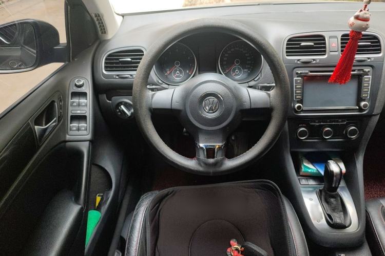 Used Volkswagen Golf 2011 1.4 TSI Automatic Comfort Model Steering Wheel