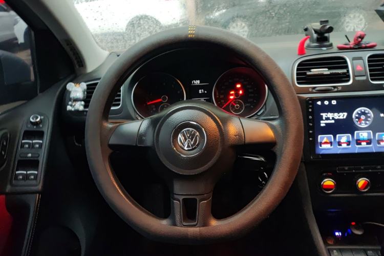Used Volkswagen Golf 2011 1.6 Manual Comfort Model Steering Wheel
