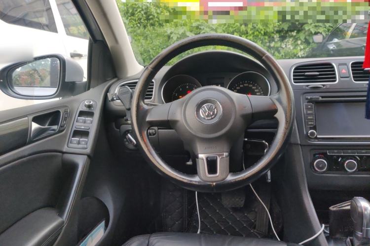 Used Volkswagen Golf 2011 1.4 TSI Automatic Comfort Model Steering Wheel