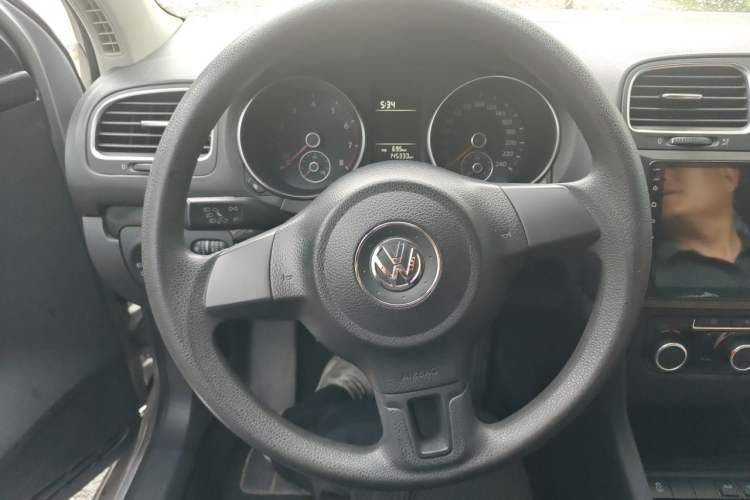 Used Volkswagen Golf 2011 1.6 Manual Comfort Model Steering Wheel