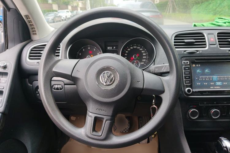 Used Volkswagen Golf 2011 1.4 TSI Automatic Comfort Model Steering Wheel