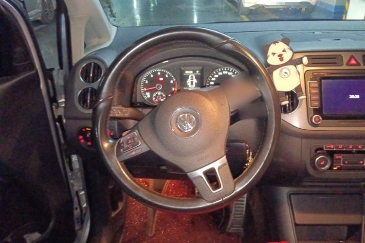 Used Volkswagen Golf 2011 1.4TSI Cross Golf Steering Wheel
