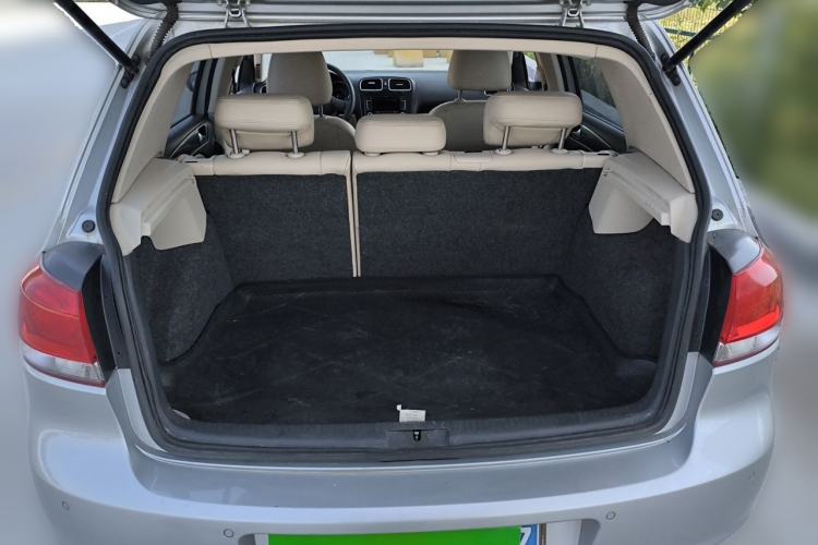 Used Volkswagen Golf 2011 1.4 TSI Automatic Comfort Model Trunk