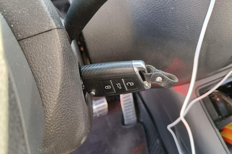 Used Volkswagen Golf 2011 1.4TSI Cross Golf Vehicle Key