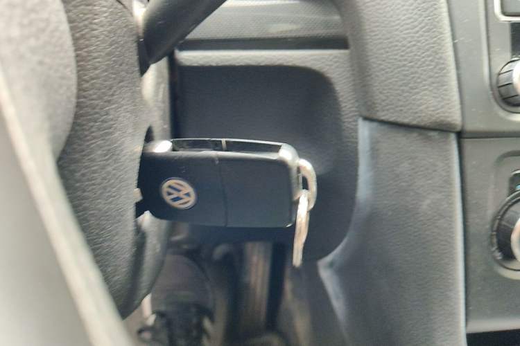 Used Volkswagen Golf 2011 1.6L Automatic Comfort Model Vehicle Key