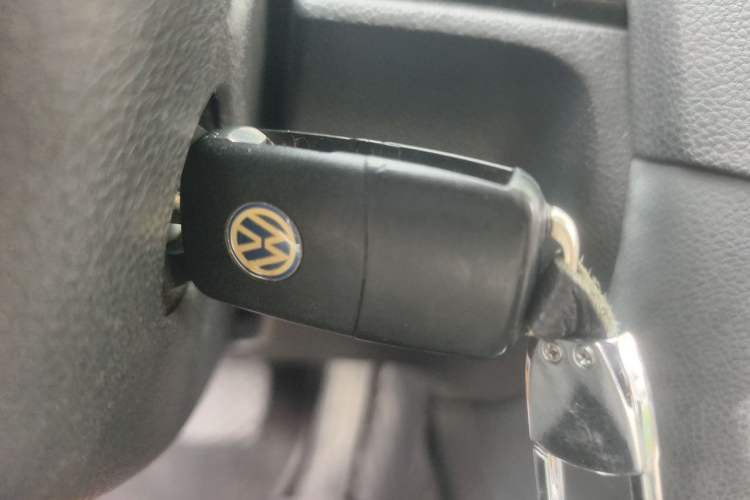 Used Volkswagen Golf 2011 1.4 TSI Automatic Comfort Model Vehicle Key
