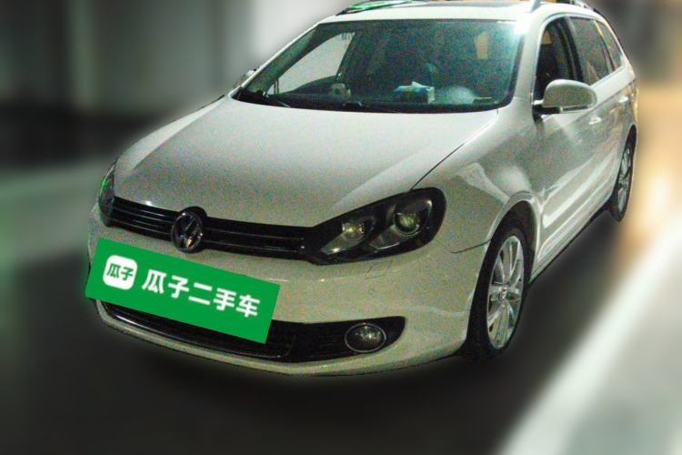 Used Volkswagen Golf 2011 1.4 TSI Luxury Touring Edition Guazi used car, China used car export, Used car for sale, Used cars, Cheapest cars for sale