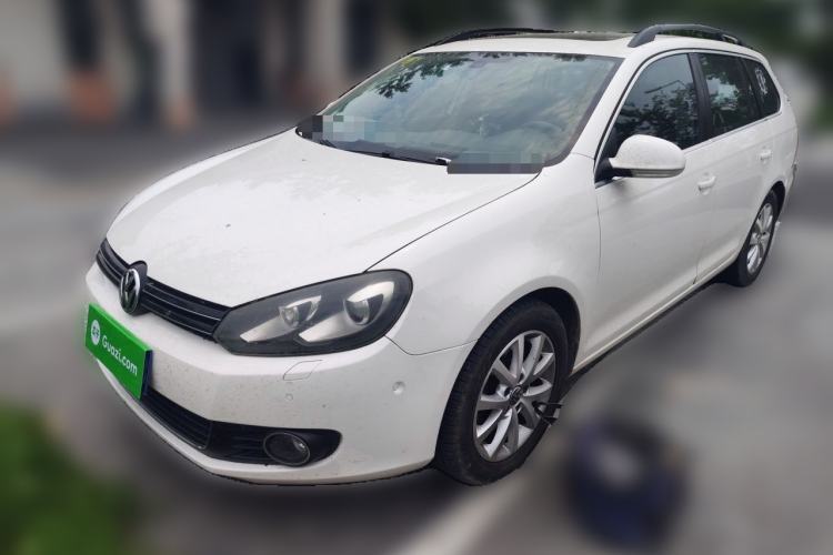 Used Volkswagen Golf 2011 1.4 TSI Luxury Touring Edition Guazi used car, China used car export, Used car for sale, Used  cars, Cheapest cars for sale