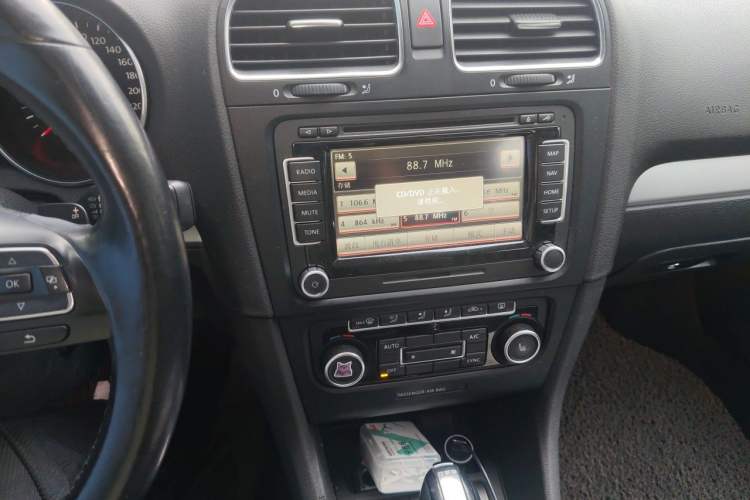 Used Volkswagen Golf 2011 1.4 TSI Luxury Touring Edition Audio And AC Panel