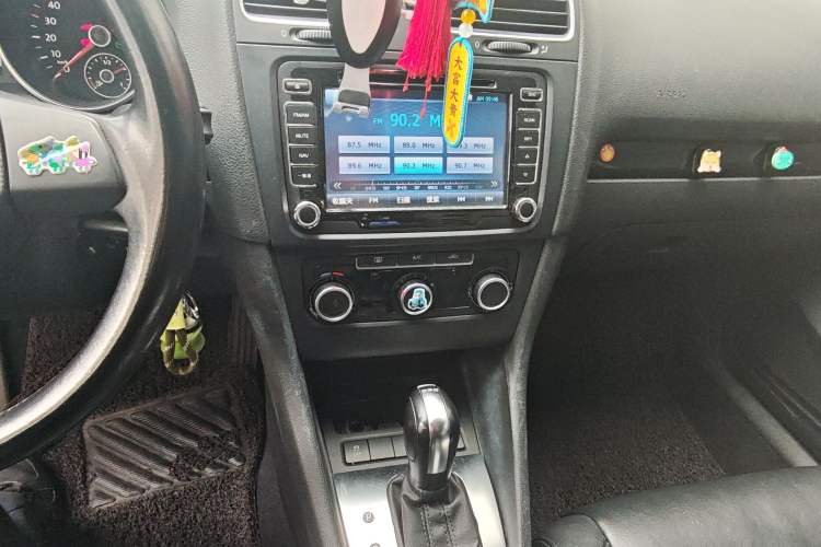 Used Volkswagen Golf 2011 1.4 TSI Automatic Comfort Model Audio And AC Panel