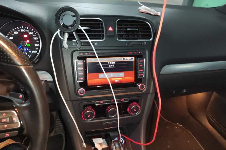 Used Volkswagen Golf 2011 2.0 TSI R Audio And AC Panel