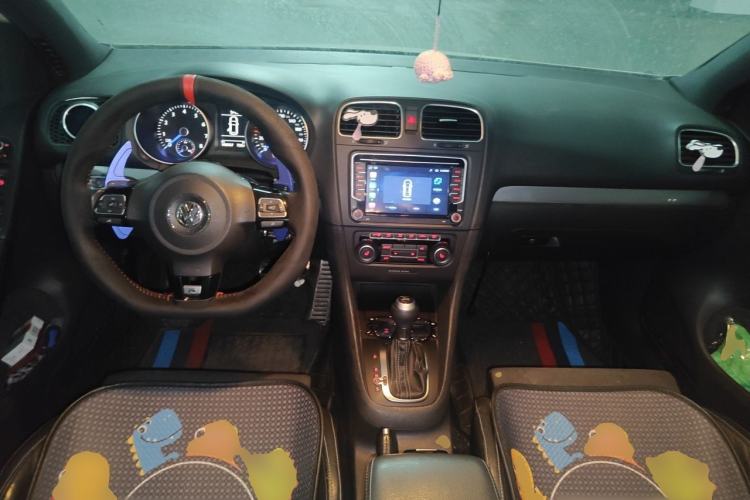 Used Volkswagen Golf 2011 2.0 TSI R Center Console