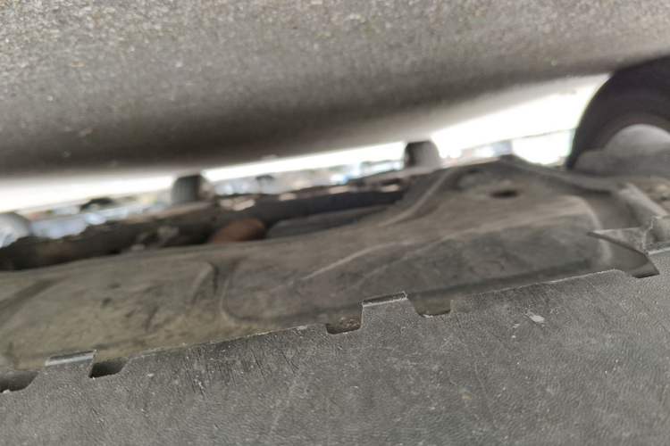 Used Volkswagen Golf 2011 1.6L Automatic Comfort Model Chassis Front