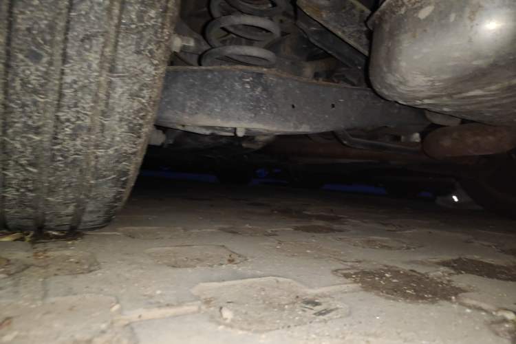 Used Volkswagen Golf 2011 2.0 TSI R Chassis Rear Left
