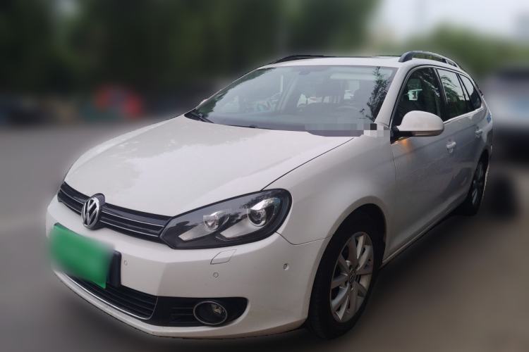 Used Volkswagen Golf 2011 1.4 TSI Luxury Touring Edition Guazi used car, China used car export, Used car for sale, Used  cars, Cheapest cars for sale