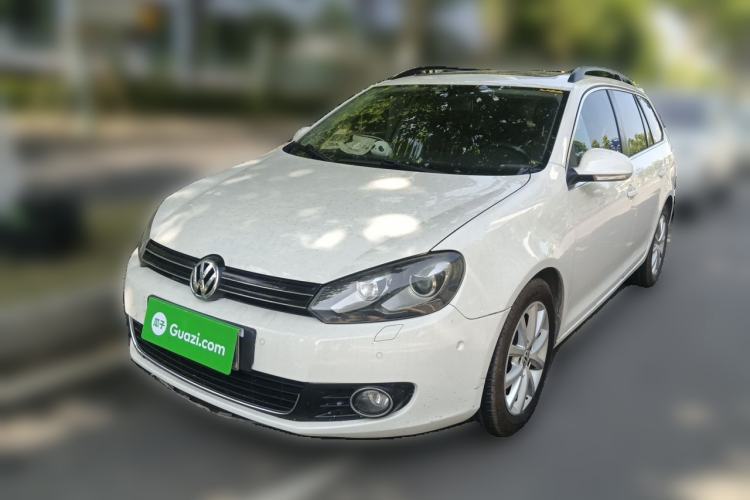Used Volkswagen Golf 2011 1.4 TSI Luxury Touring Edition Guazi used car, China used car export, Used car for sale, Used  cars, Cheapest cars for sale