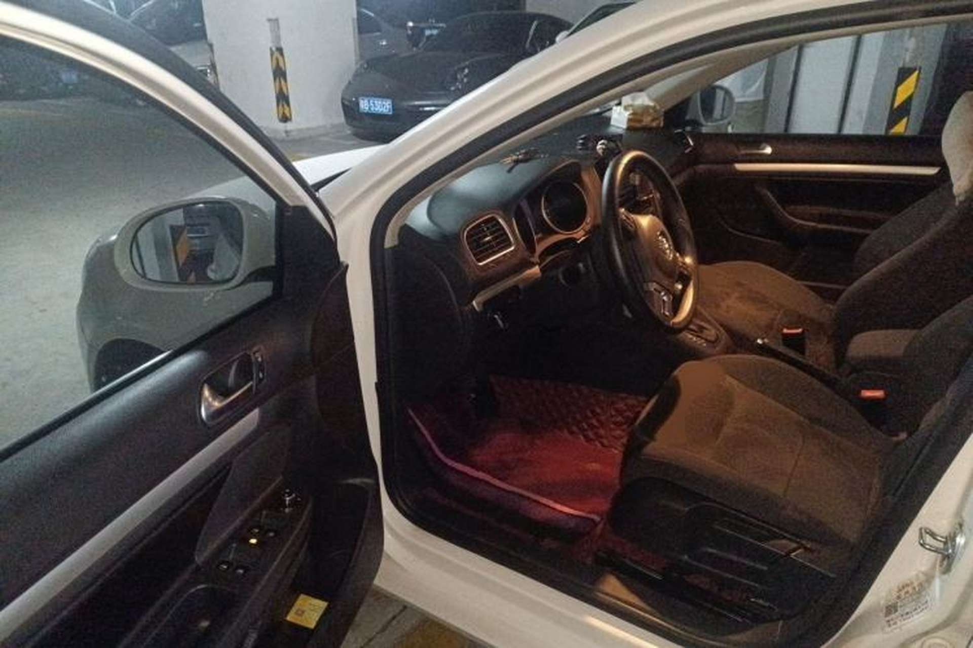 Used Volkswagen Golf 2011 1.4 TSI Comfort Travel Edition Driver Seat