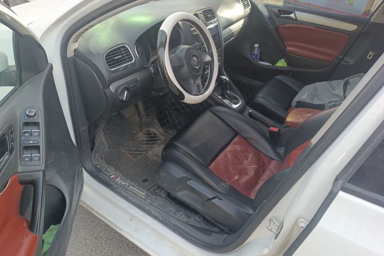 Used Volkswagen Golf 2011 1.6L Automatic Fashion Edition Driver Seat