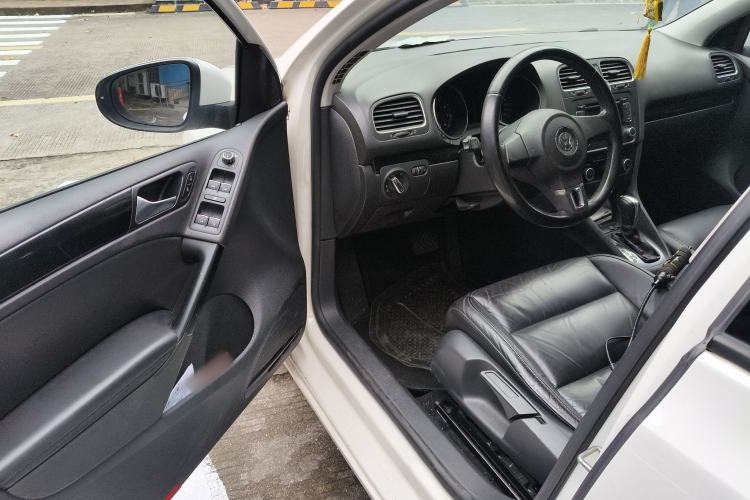 Used Volkswagen Golf 2011 1.4 TSI Automatic Comfort Model Driver Seat