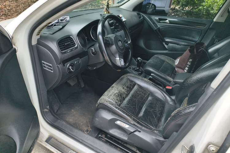 Used Volkswagen Golf 2011 1.4 TSI Automatic Comfort Model Driver Seat