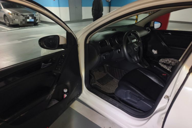 Used Volkswagen Golf 2011 1.4 TSI Automatic Comfort Model Driver Seat