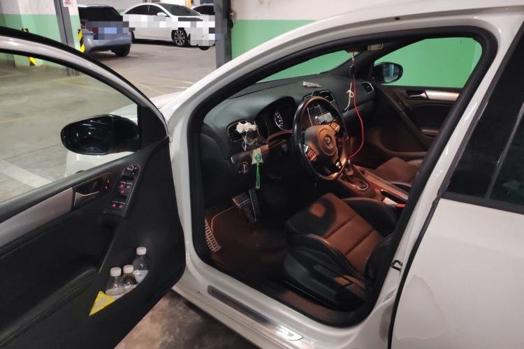 Used Volkswagen Golf 2011 2.0 TSI R Driver Seat