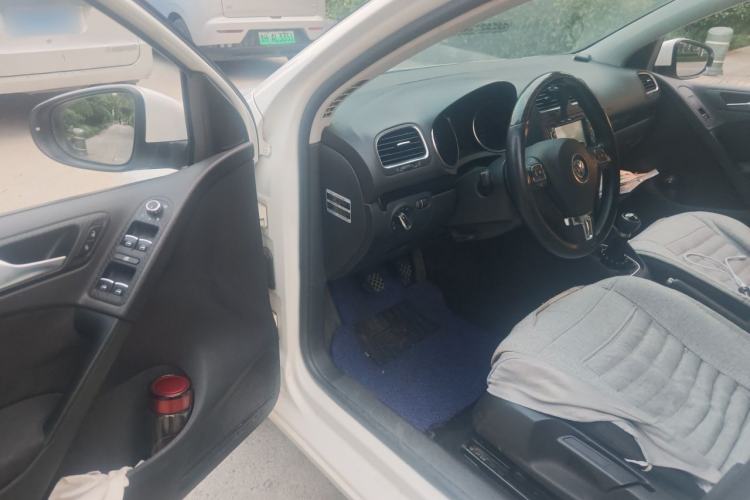 Used Volkswagen Golf 2011 1.6 Manual Comfort Model Driver Seat